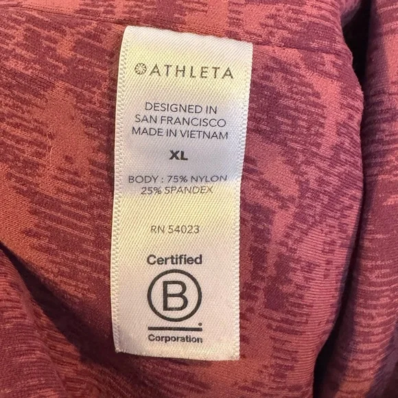 Athleta Elation Textured Tight in Burgundy/Mauve Print Size XL - Picture 6 of 7
